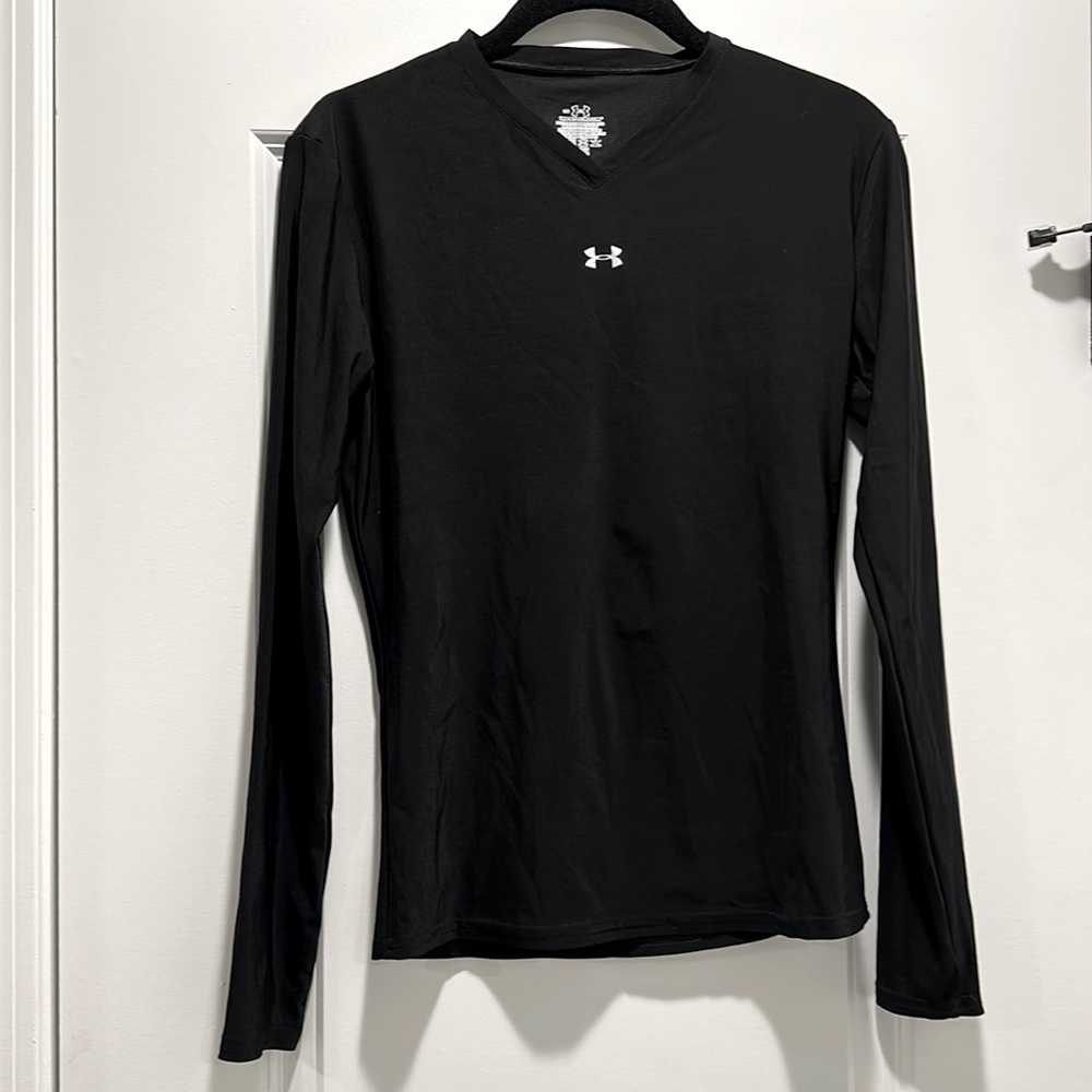 Under Armour black long sleeve athletic top